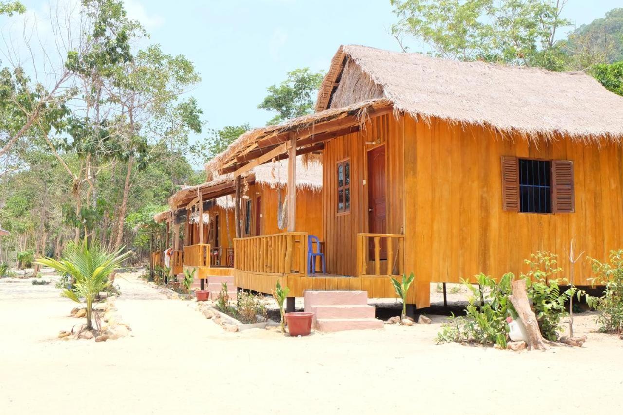 Mangrove Beach Bungalows 高龙撒冷岛 外观 照片